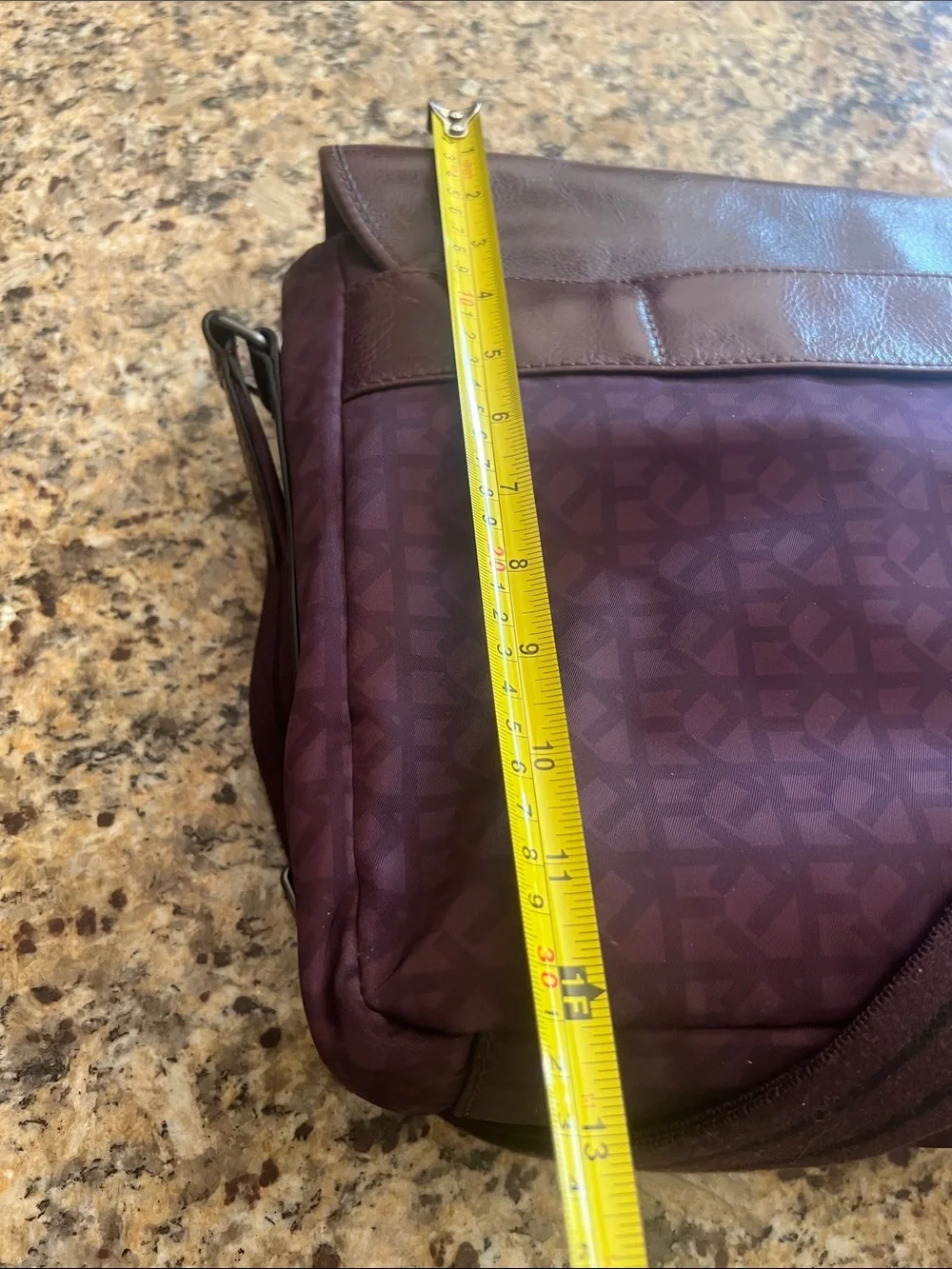 Fossil messenger flap